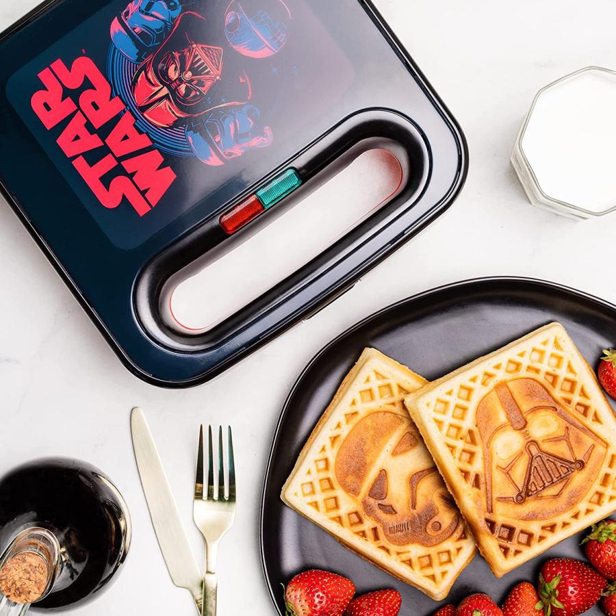 STAR WARS スターウォーズ 2分割 ワッフルメーカー 2アイコン STAR WARS スターウォーズ 2分割 ワッフルメーカー 2アイコン
