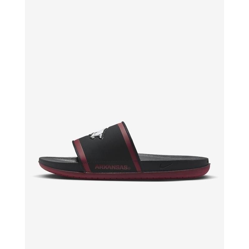 ナイキ オフコート アーカンソー Nike Arkansas DD0507-002 Offcourt (Arkansas) Slide Black/Team Crimson/White メンズ スライドサンダル｜tings｜02