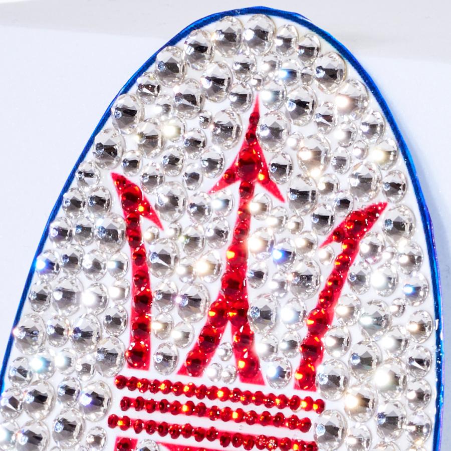 星霜のアマゾネス　ステッカー付 Maserati エンブレムシール スワロフスキー デコレーション