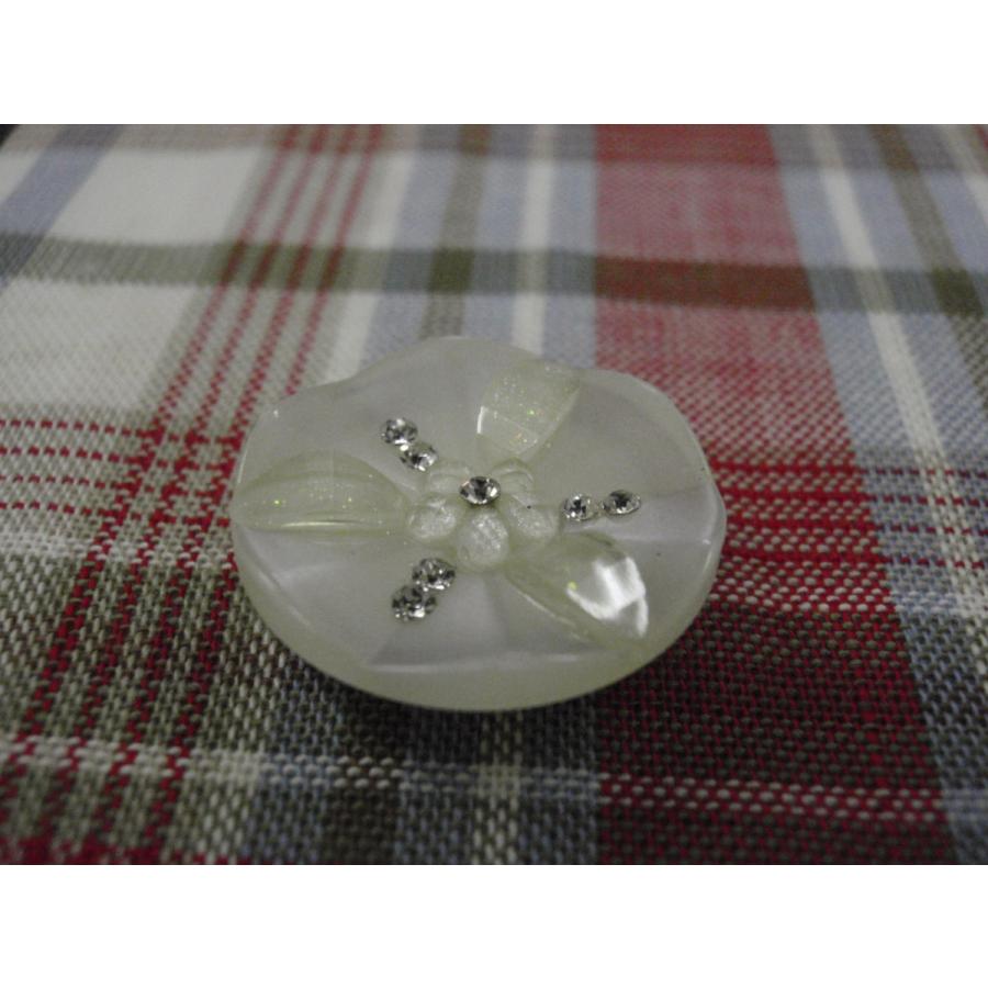 ラインストーン入りボタン F0341 20mm |  | 01