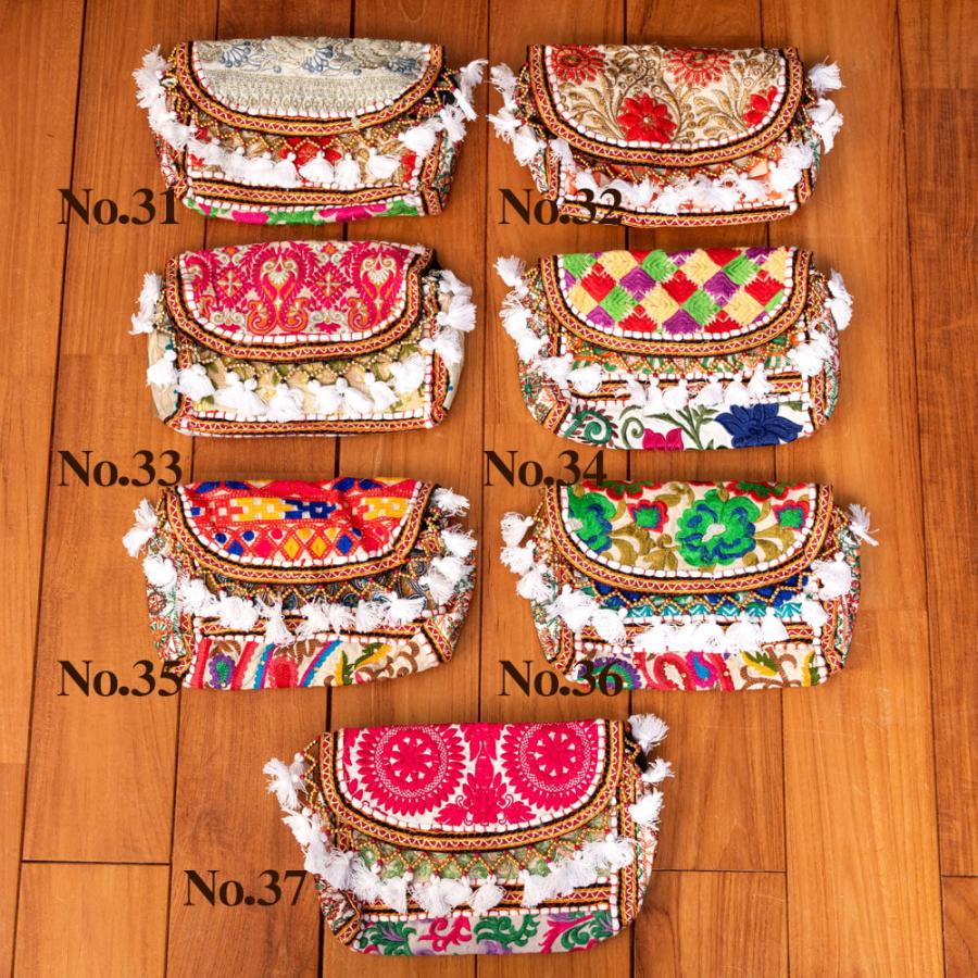 ショルダーバッグ ポシェット 刺繍 ビーズ (ホワイト系)選べる ショルダーバッグ ポシェット 刺繍 ビーズ (ホワイト系)選べる