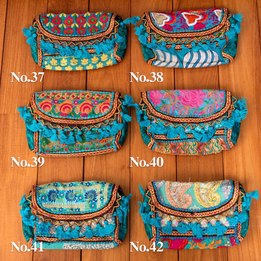 ショルダーバッグ ポシェット 刺繍 ビーズ (水色系)選べる ショルダーバッグ ポシェット 刺繍 ビーズ (水色系)選べる