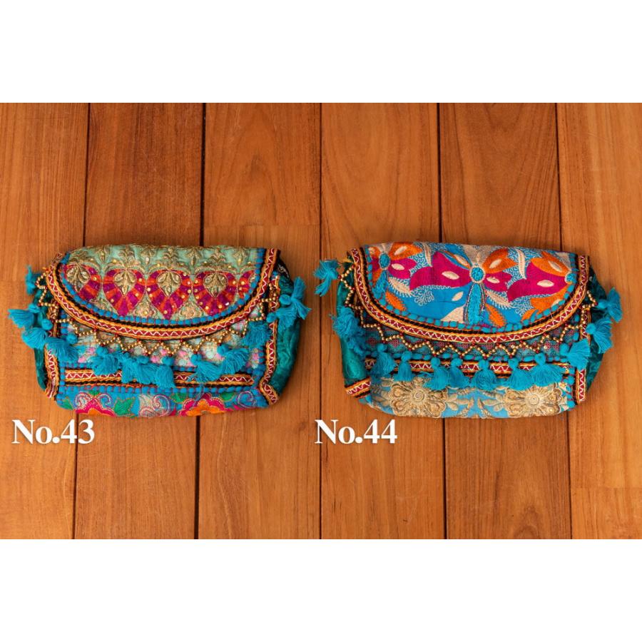 ショルダーバッグ ポシェット 刺繍 ビーズ (水色系)選べる ショルダーバッグ ポシェット 刺繍 ビーズ (水色系)選べる