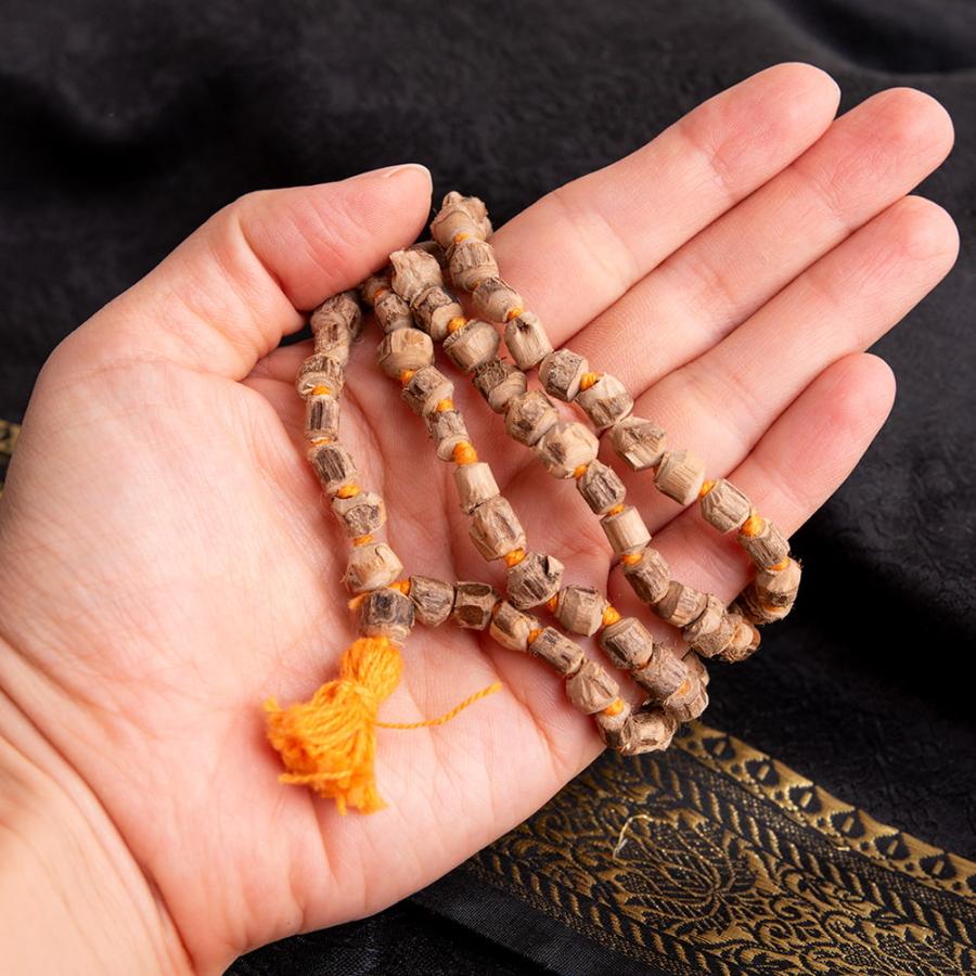 数珠 インドの数珠 ネックレス 首飾り トゥルシー（ホーリーバジル）の数珠 約40cm ルドラクシャ 菩提樹 アジア｜tirakita-shop｜04