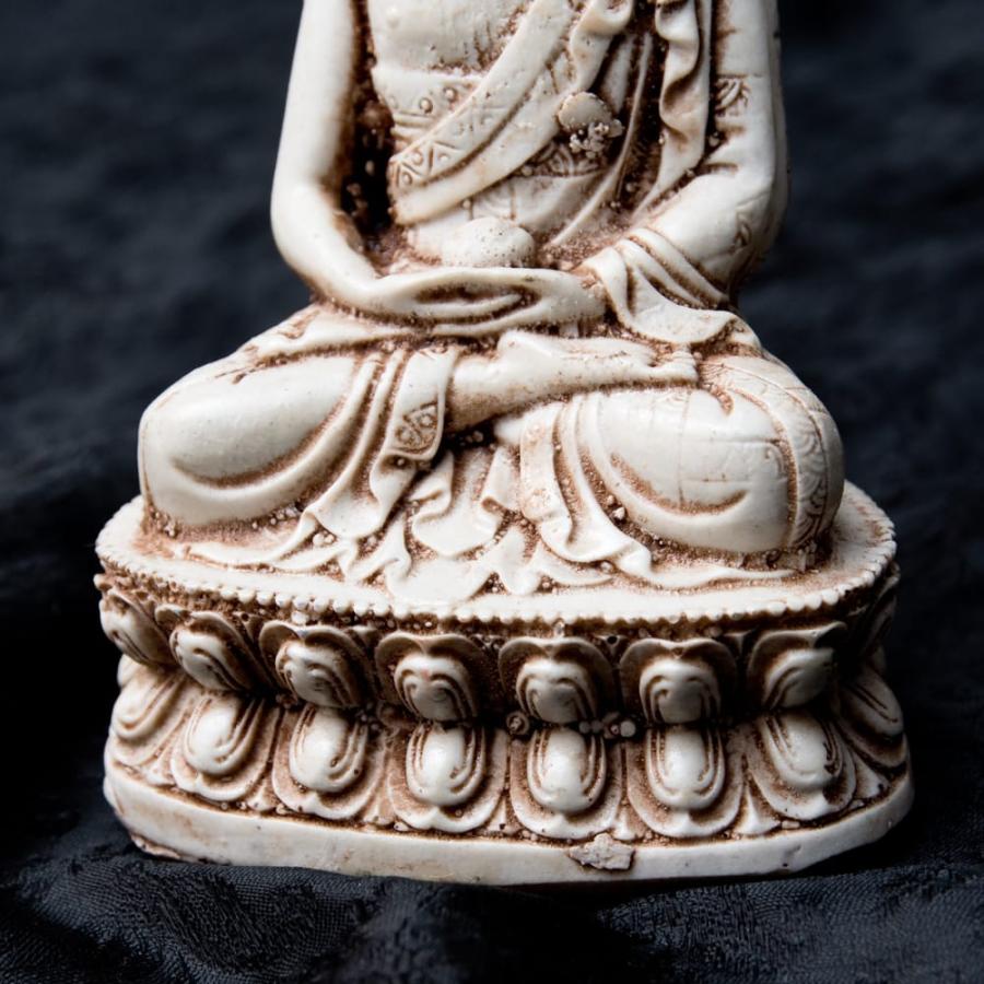 【最高級品】真正白檀　ガネーシャ　彫刻　置物 最高級品】真正白檀 ガネーシャ 彫刻 置物 - メルカリ