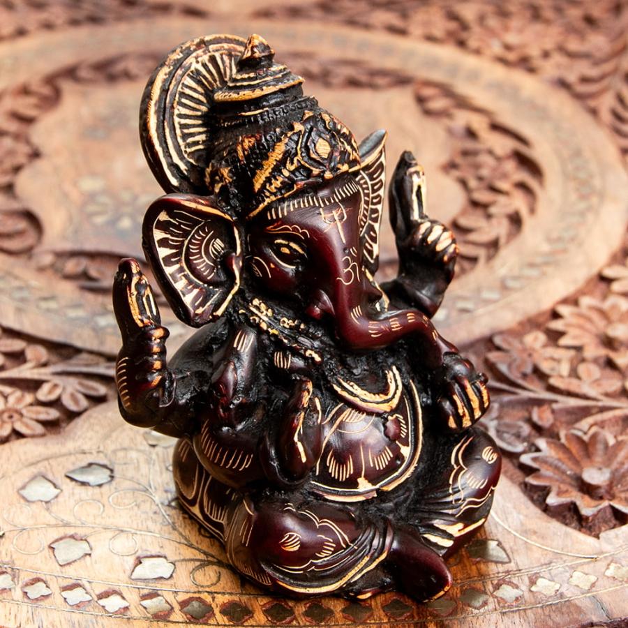 [希少] 白檀　合掌　ガネーシャ　手彫り ガネーシャ神像（白檀の木彫り）