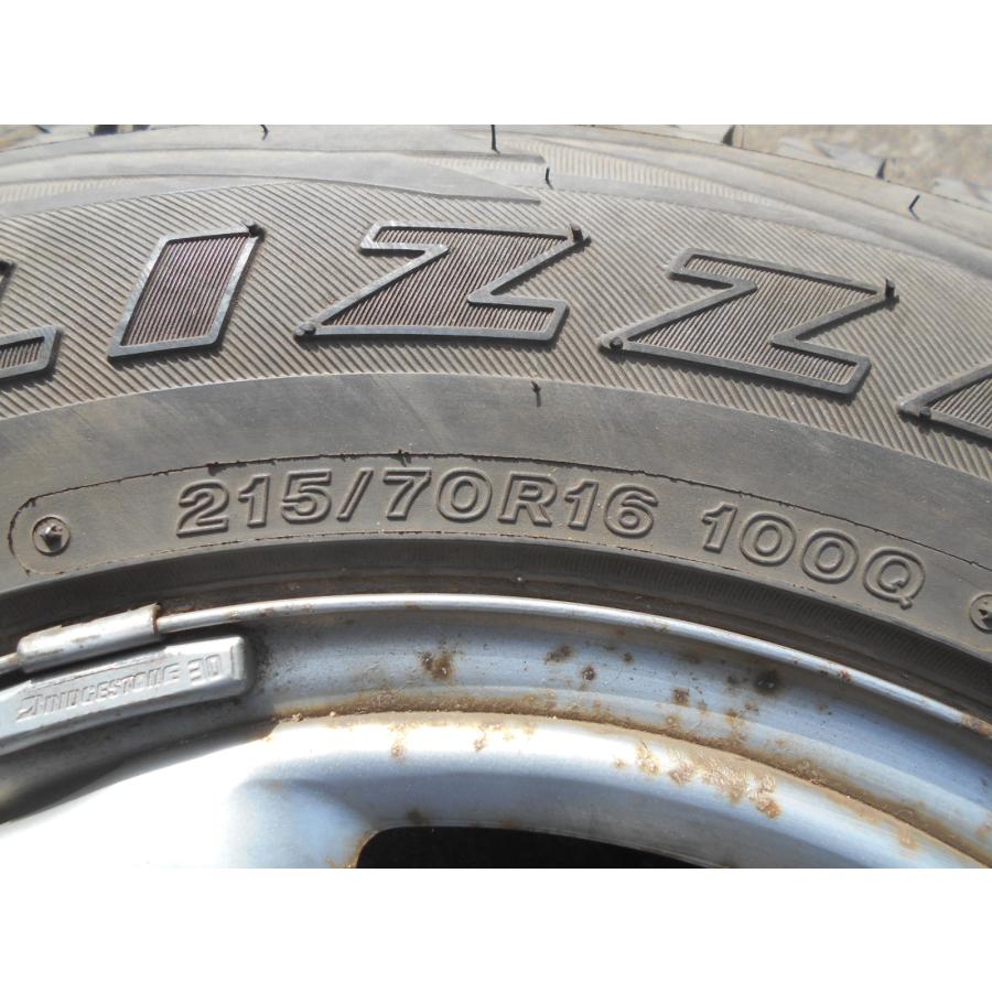 F662 中古タイヤ ホイール 送料着払い 215/70R16 冬4本セット スタッドレス 215/70-16 215-70-16 BRIDGESTONE BLIZZAK DM-V1 16インチ鉄ホイールの画像