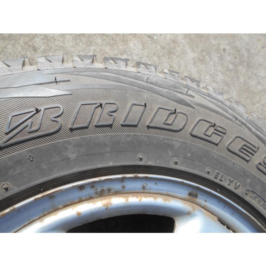 F662 中古タイヤ ホイール 送料着払い 215/70R16 冬4本セット スタッドレス 215/70-16 215-70-16 BRIDGESTONE BLIZZAK DM-V1 16インチ鉄ホイールの画像