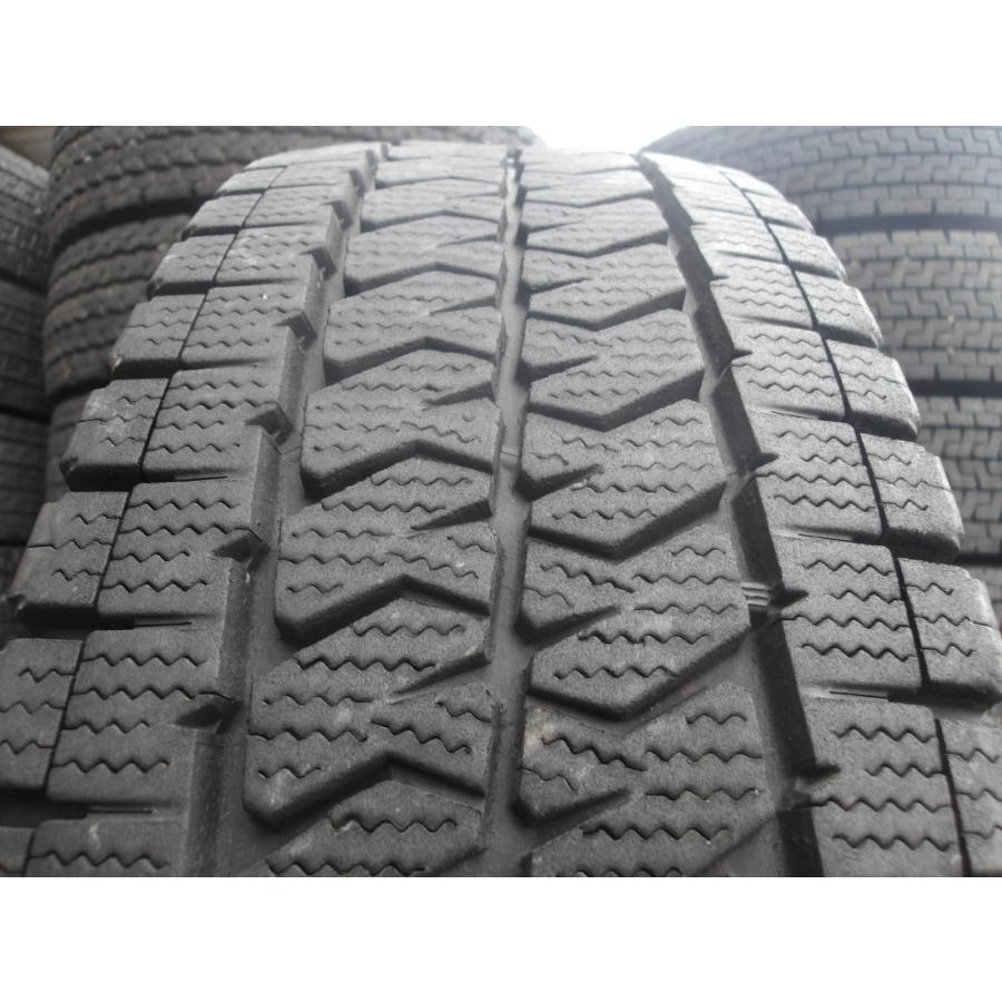 Q712-9 中古タイヤ 送料無料 195/80R15 冬1本 スタッドレス LT 107