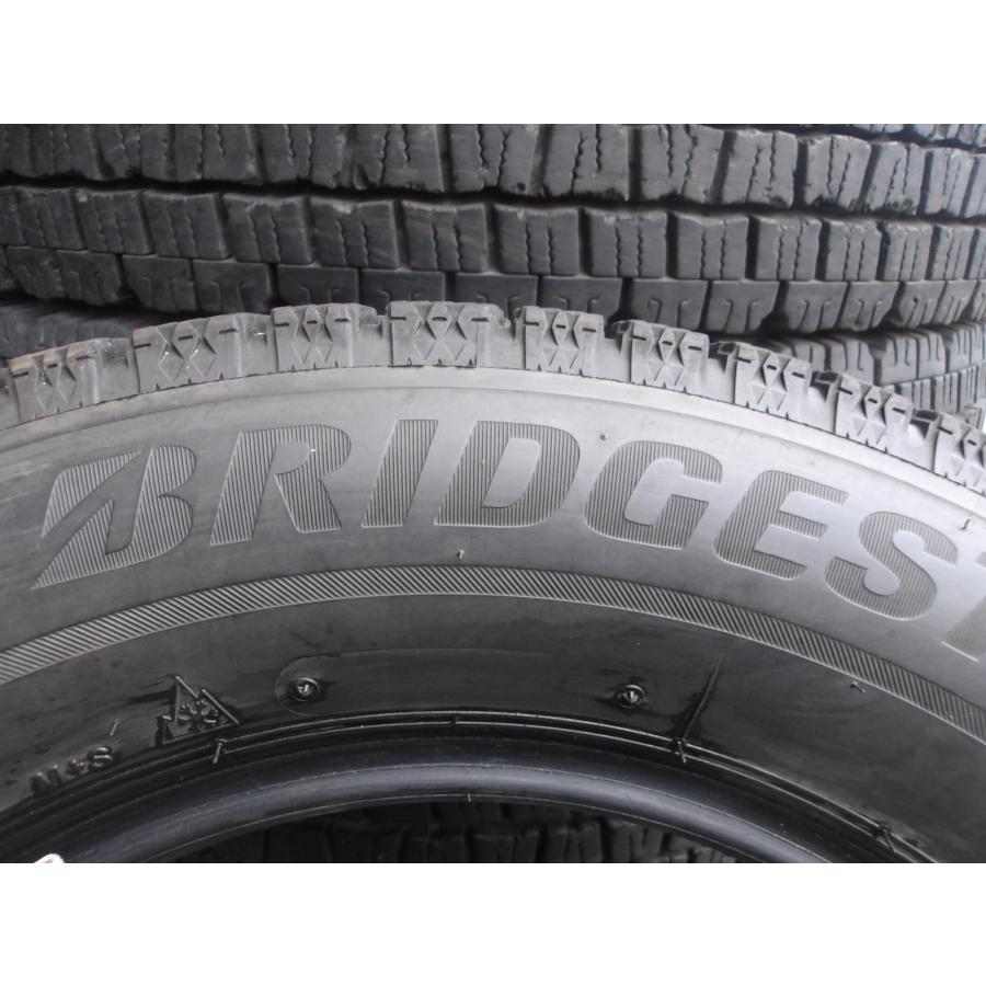Y812-1 中古タイヤ 送料着払い 175/70R14 冬4本セット スタッドレス 84Q 175/70-14 175-70-14 ブリヂストン ブリザック VRX2の画像