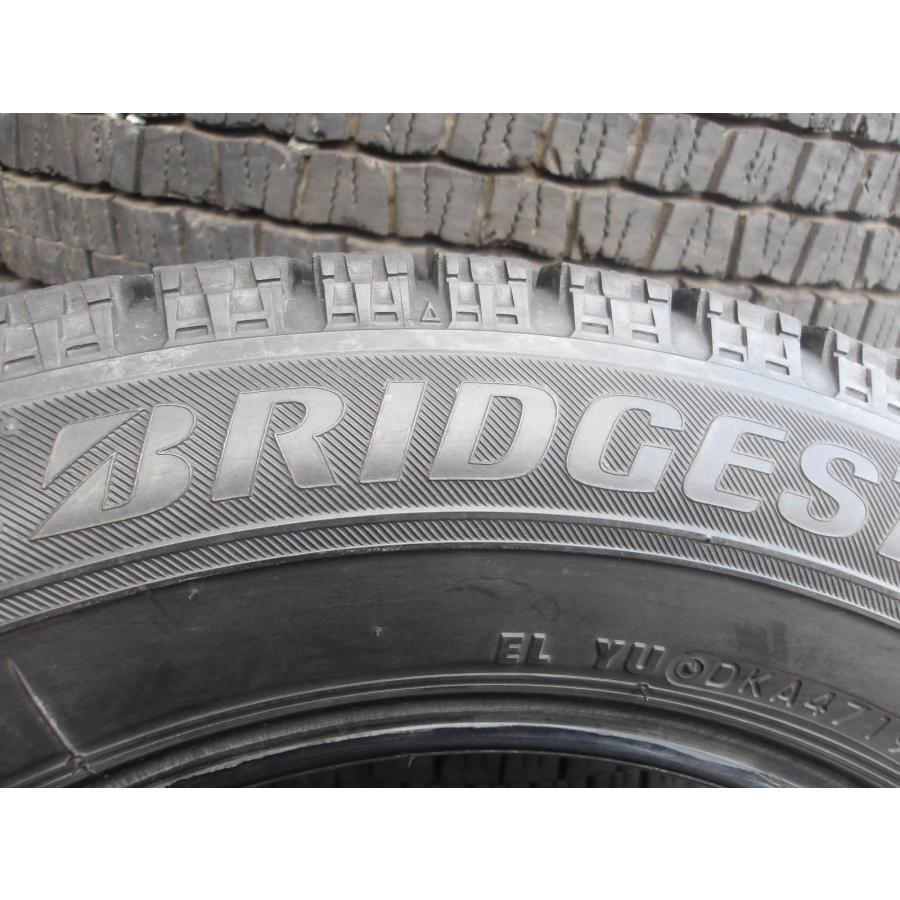 Y923-1 中古タイヤ 送料無料 175/65R15 冬4本セット スタッドレス 84Q 175/65-15 175-65-15 ブリヂストン ブリザック VRXの画像