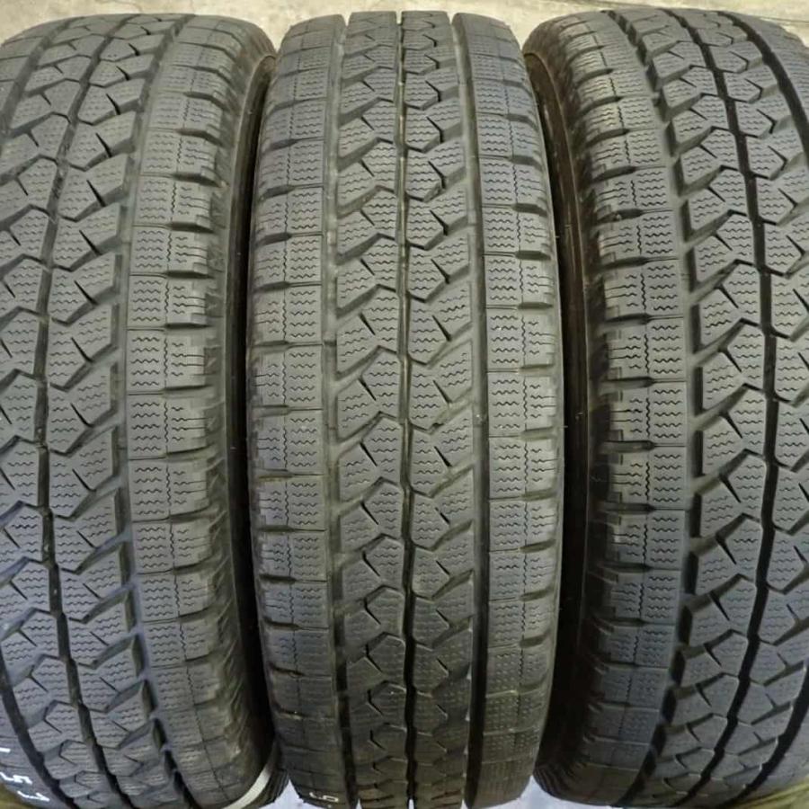 【未使用】ブリヂストン　スタッドレス　W979 225/75R16 118/116L LT 価格｜225/75R16 118/116L BLIZZAK W979 ブリヂストンタイヤ