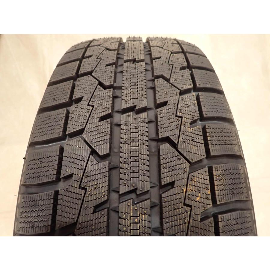 冬 新品 2025年製 4本SET 会社宛 送料無料 215/55R17×7J 94T トーヨー オブザーブ ガリット GIZ アルミ クラウン オデ ヴェゼル NO,D7119の画像