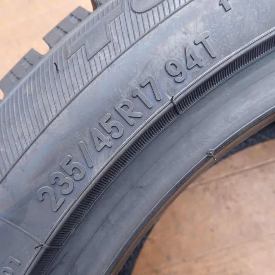 冬新品2022年製 2本 会社宛 送料無料 235/45R17 94T トーヨー オブザーブ  ガリットGIZ シビック グロリア セドリック 店頭交換OK NO,E8659の画像
