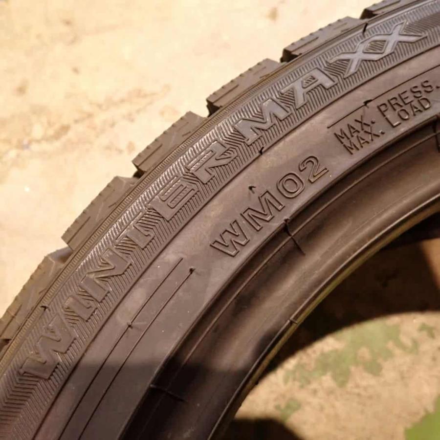 冬新品2022年製 4本SET 会社宛 送料無料 215/45R17 91S ダンロップ 