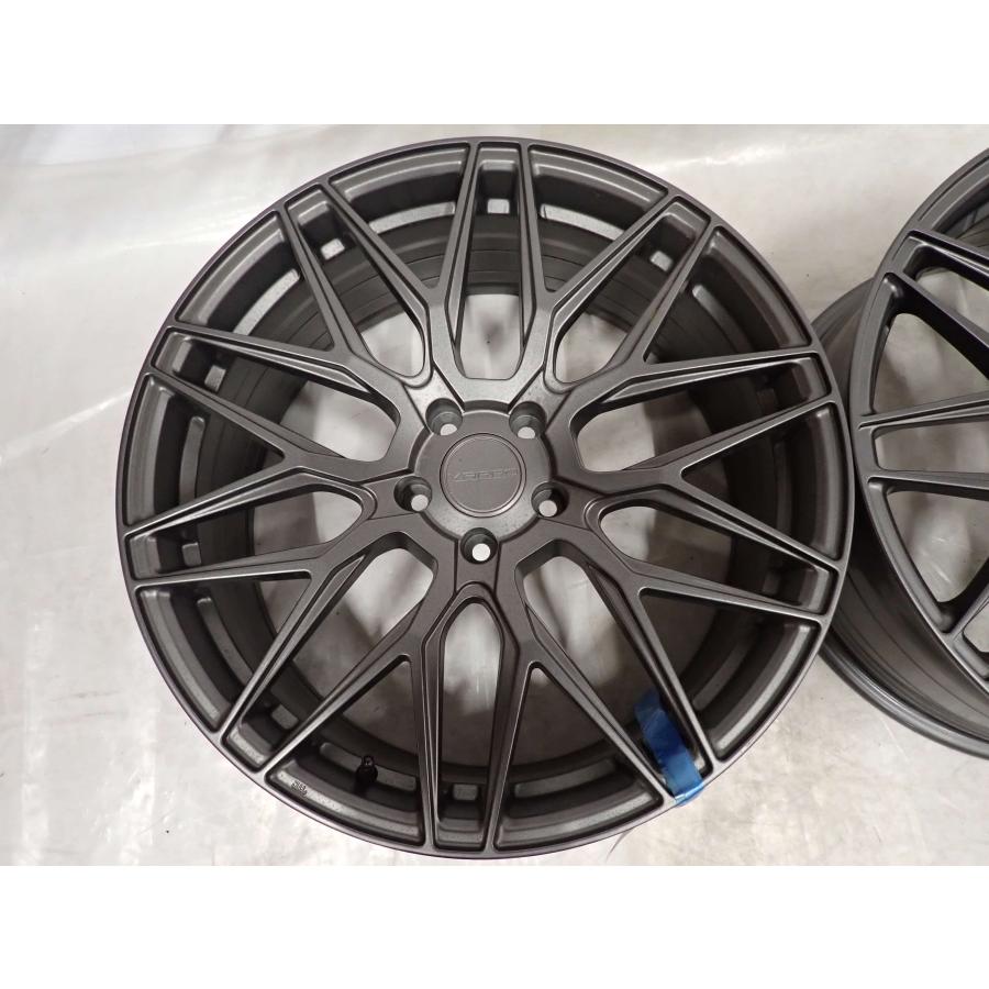 現品限り 2本価格 会社宛 送料無料 20×8.5J VARRO WHEELS20 アルミ 5穴 PCD 114.3mm +38 ハブ径73mm ハリアー RAV4 レクサス NX NO,F8952の画像