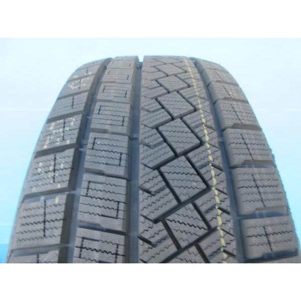 PIRELLI（ピレリ） 205/55R17 アイス ゼロ アシンメトリコ 2024年製 