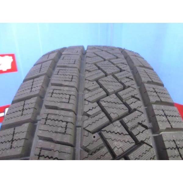 PIRELLI（ピレリ） トヨタ シエンタ 新型 4本セット 15インチ アルミ