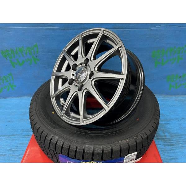 グッドイヤー エスクァイア ノア ヴォクシー 195/65R15 新品冬 グッドイヤー エスクァイア ノア ヴォクシー 195/65R15 新品冬