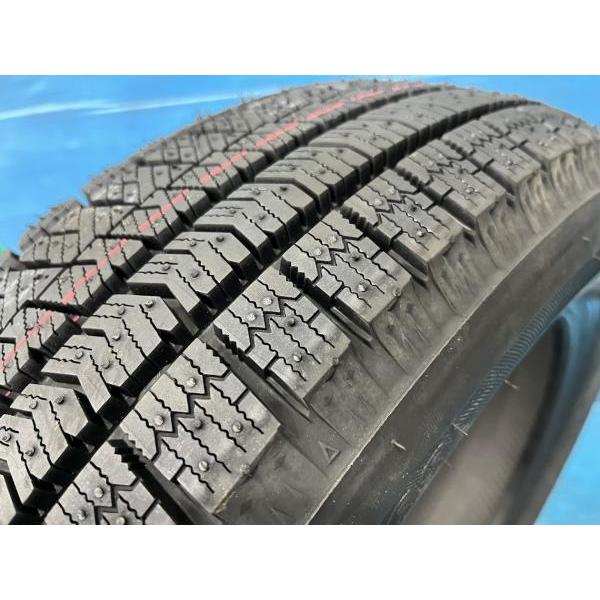 BRIDGESTONE（ブリヂストン） アクア ラクティス 4本セット 冬タイヤ 