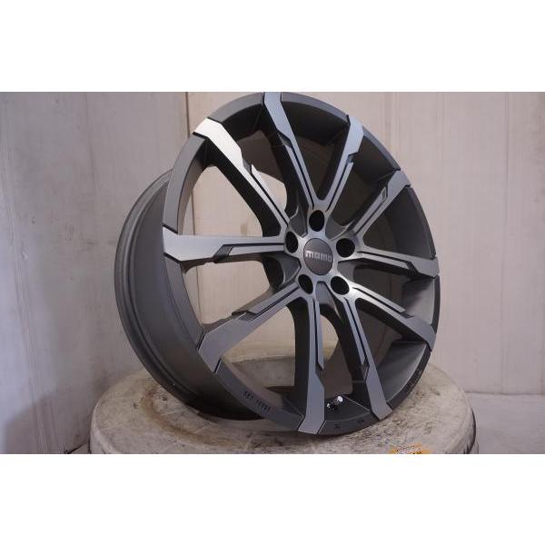 ホイール新品4本 MOMO QUANTUM EVO 19*8.5J+45*9.5J+45 114.3 5H 武蔵 