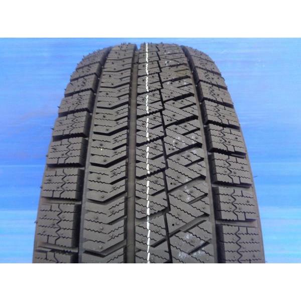 BRIDGESTONE（ブリヂストン） ヤリスクロス 新品 スタッドレス 205