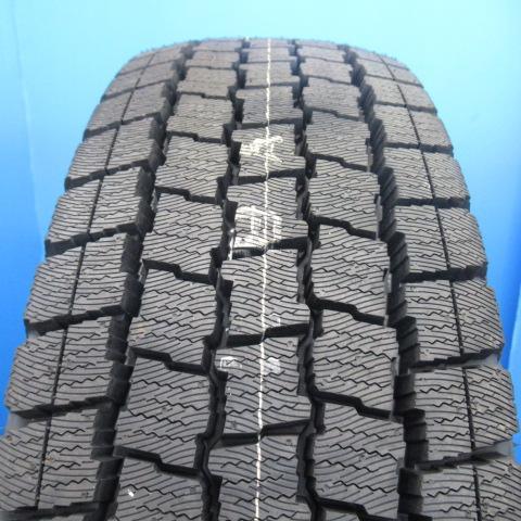 グッドイヤー 新品 195/80R15 日産 キャラバン 純正 鉄チン 中古 グッドイヤー 新品 195/80R15 日産 キャラバン 純正 鉄チン 中古