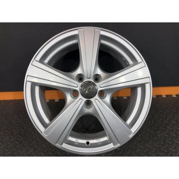 インプレッサ【中古ホイール4本セット】Treffer 6.5J-16 +47 100 5H 