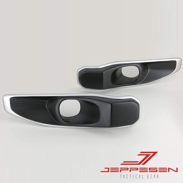 JLラングラー専用 JEPPESEN ジェップセン ルビコニックフォグベゼル マットブラック/シルバーフレーム