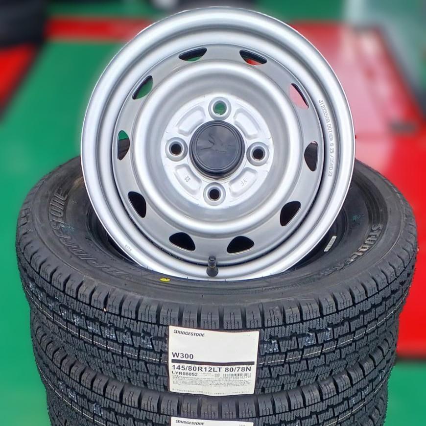 BRIDGESTONE 軽トラ 軽バン ブリヂストン スタッドレス タイヤ W300