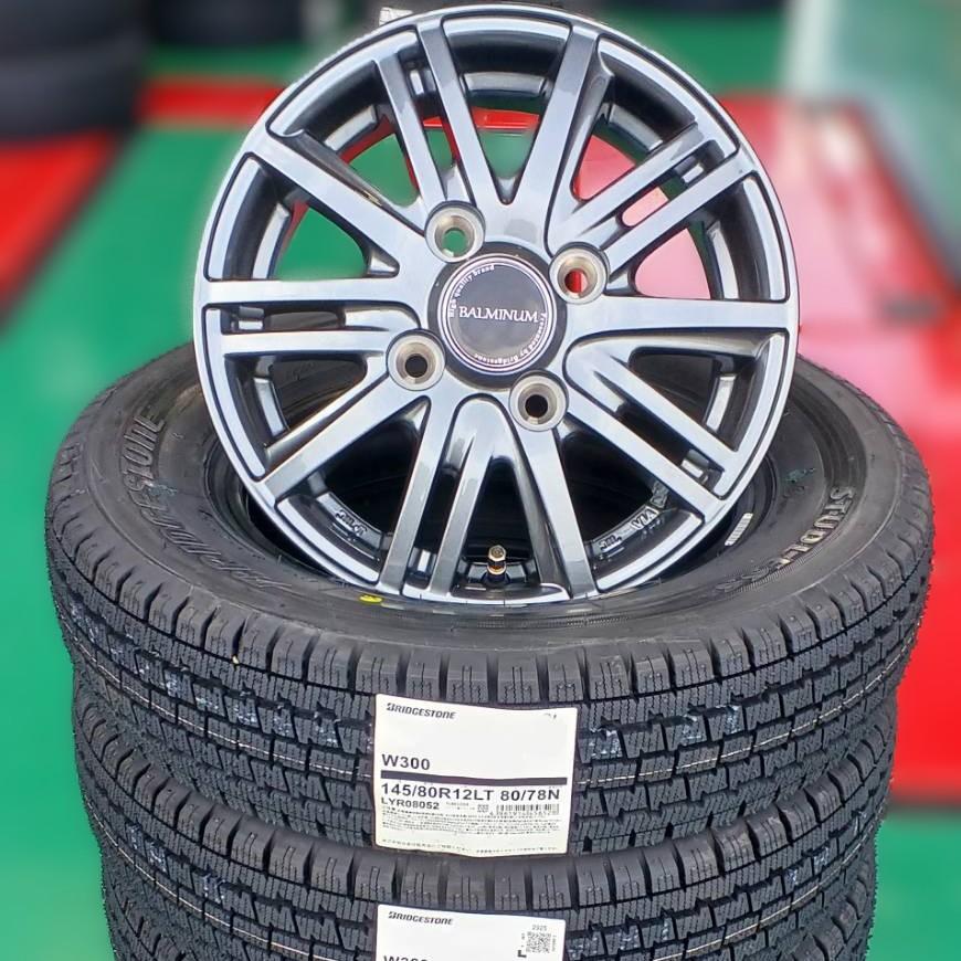 BRIDGESTONE（ブリヂストン） 2025年製 スタッドレスタイヤ W300 145 