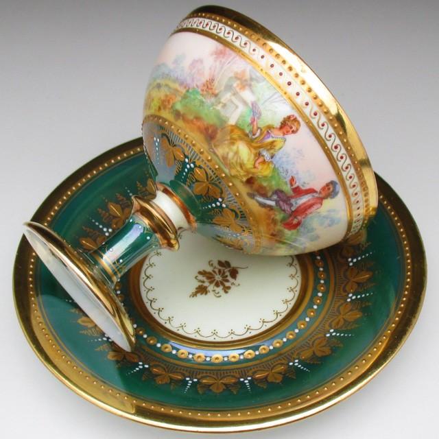 ドレスデン ラム工房 グリーン地金彩ジュールワトー絵 カップ&ソーサー アンティーク 1900年頃|tirunhausu|06