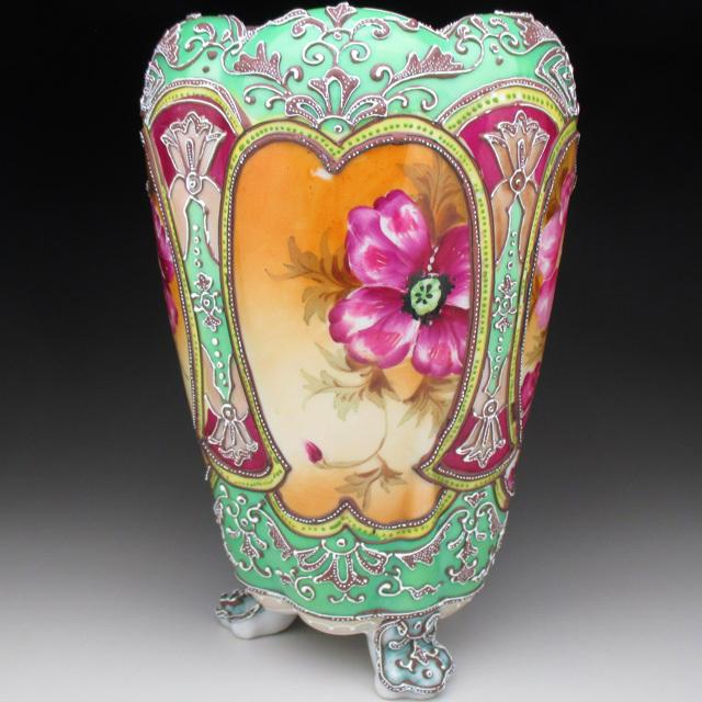 ノリタケ オールドノリタケ グリーン地盛り上げ芥子絵 脚付花瓶 21cm