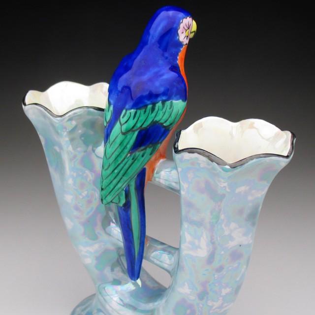 ノリタケ オールドノリタケ 鳥フィギュア付 花瓶 : アンティーク陶磁器