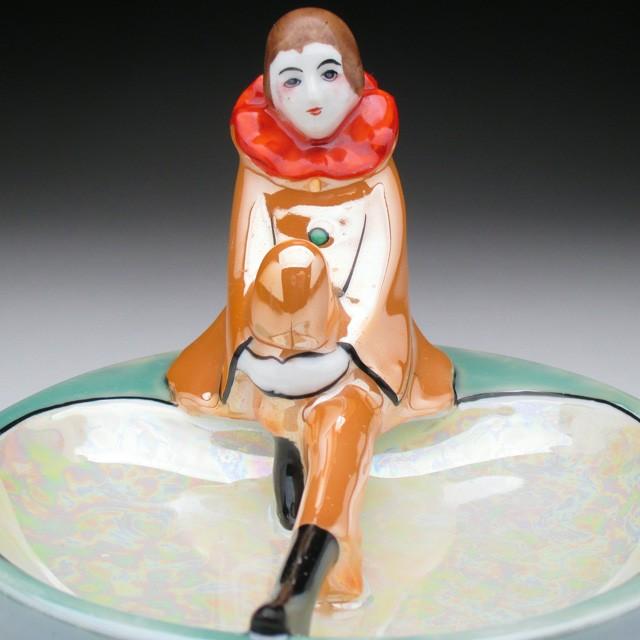 ノリタケ オールドノリタケ ピエロフィギュア付 小物入れ