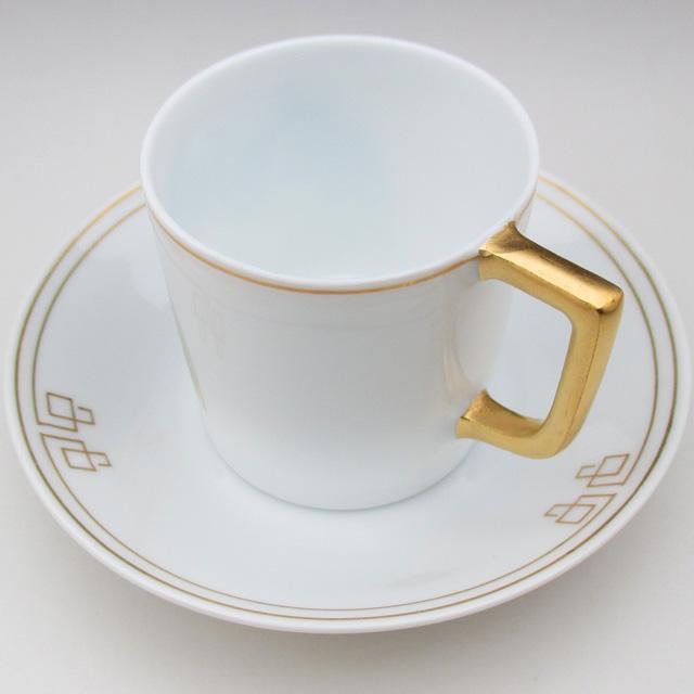 ニンフェンブルク 金彩白鳥絵 カップ&ソーサー アンティーク ニンフェンブルク 金彩白鳥絵 カップ&ソーサー アンティーク