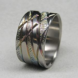 【お得】 純チタンの指輪　12.0号10mm幅広　ハンドメイド鍛造一点もの　金属アレルギーフリー 指輪