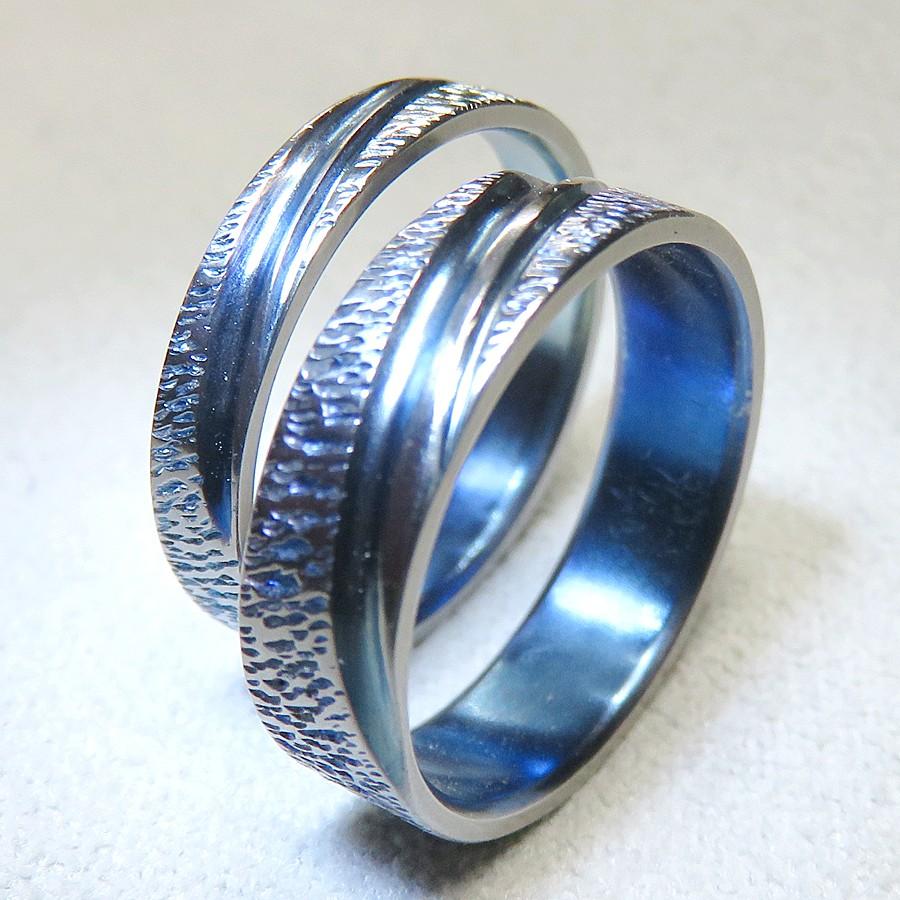 純チタン結婚指輪：Sazare＆2Line+in Blue：2本セット 金属アレルギーフリー ストレスフリー ハンドメイド鍛造 :titan