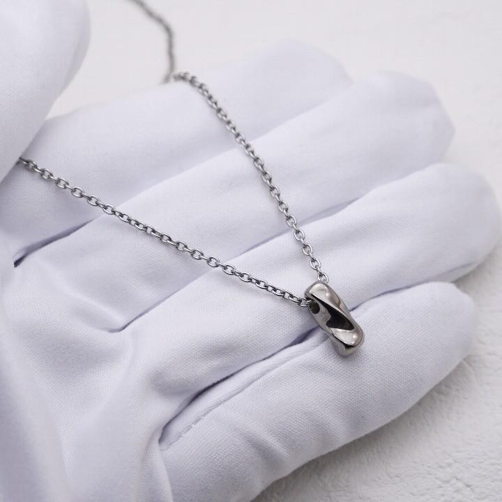 純 チタン ネックレス ペンダント トップ puchi-Branch 幅1.9mmあずき チタン チェーン 女性向け レディース 金属アレルギー対応の画像