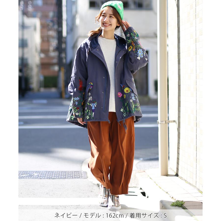 チチカカ go slow caravan スラブサテンパネル刺繍モッズコート チチカカ go slow caravan スラブサテンパネル刺繍モッズコート