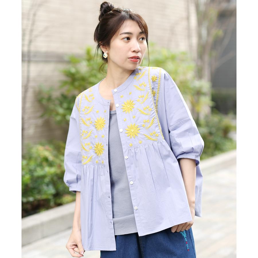 美品✨現行 パラスパレス　浅葱水仙刺繍　ちび襟 ブラウス　3　総柄 美品✨現行 パラスパレス 浅葱水仙刺繍 ちび襟 ブラウス 3 総柄