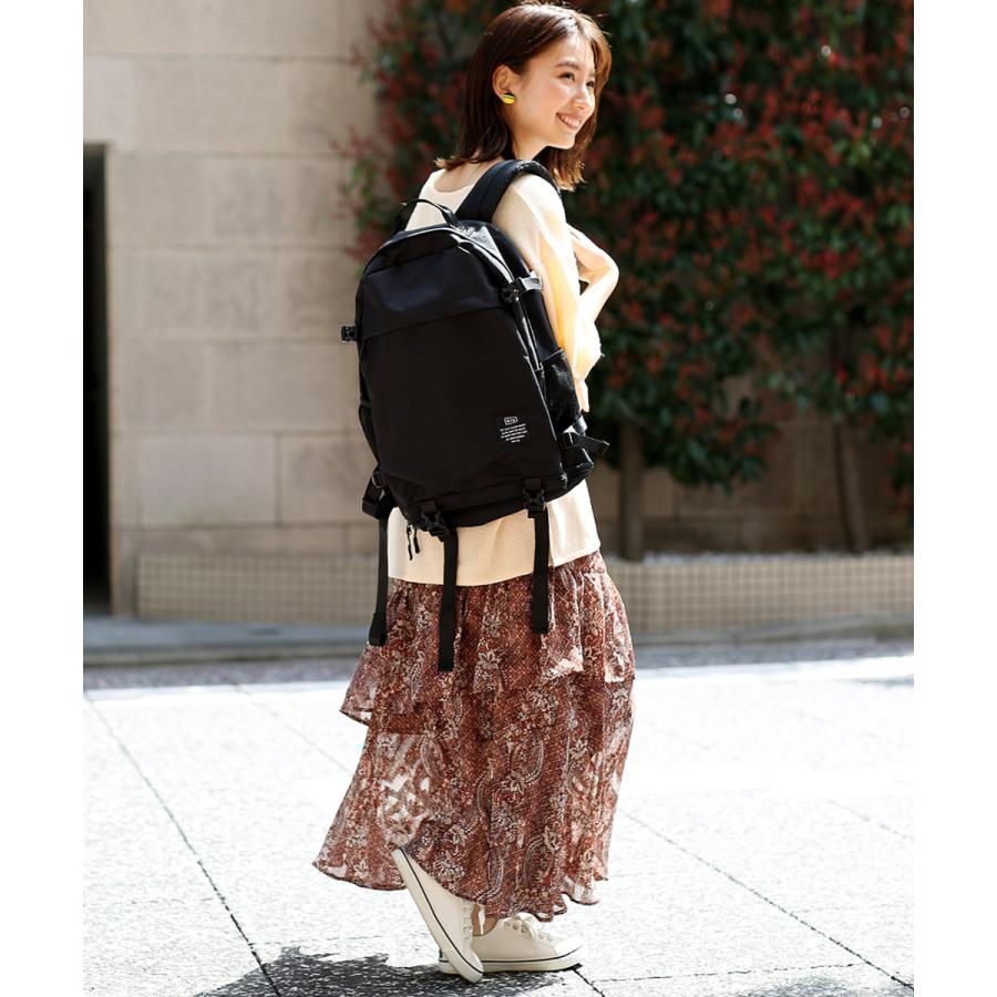 リュックサック バックパック デイパック バッグ レディース メンズ 大容量 22l 撥水加工 防水加工 丈夫 Pc収納 シューズポケット Kiu600dバックパック K111 900 チチカカ Paypayモール店 通販 Paypayモール