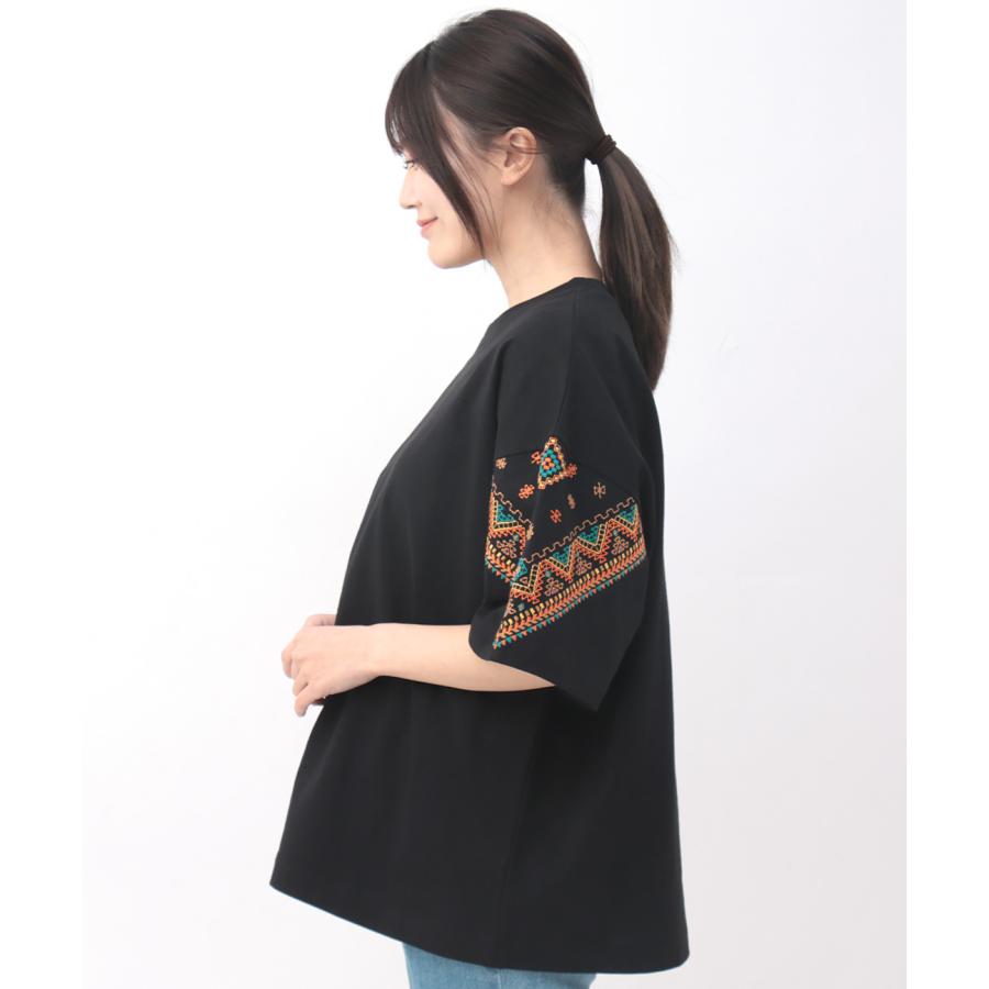 バンダナスリーブ刺繍Tシャツ ／ Tシャツ レディース 五分袖 半袖 ドロップショルダー クルーネック 袖刺しゅう 幾何学柄 カットソー 春 夏 ビッグTシャツ｜titicaca-y｜09