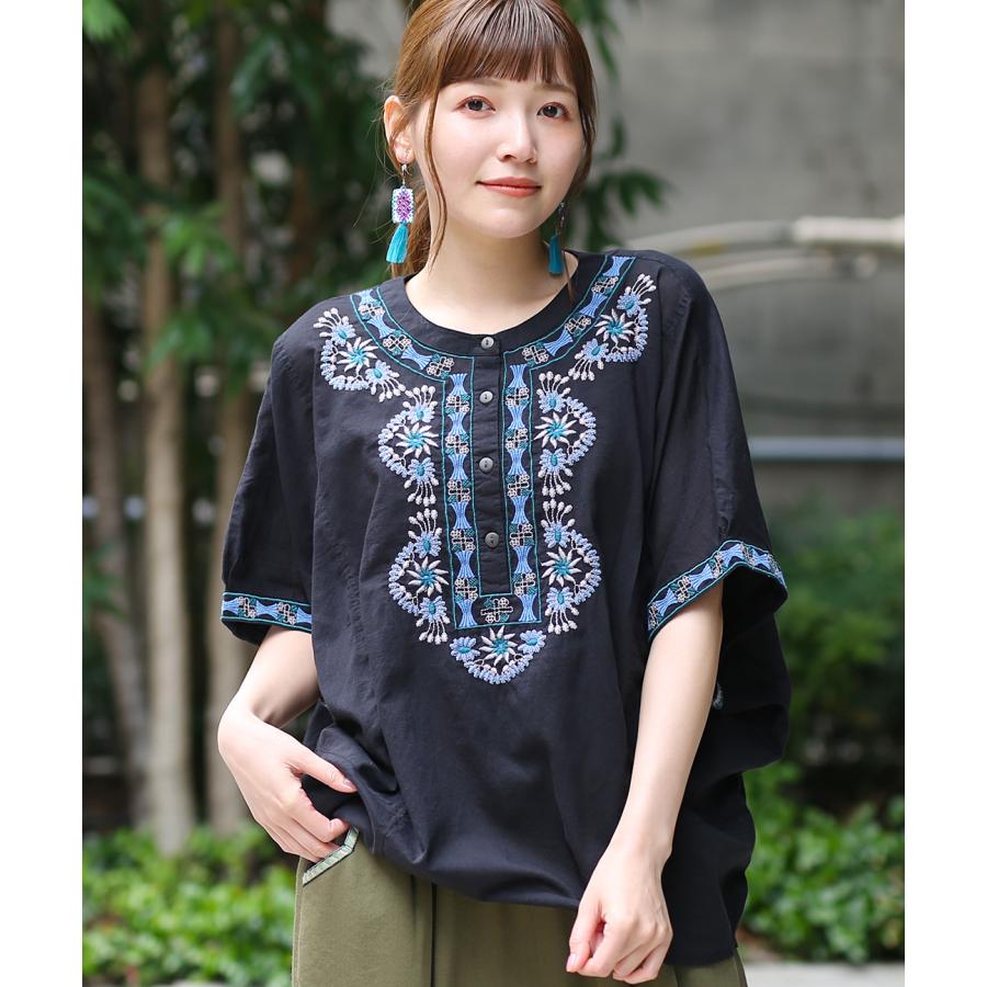 チチカカ ジオメトリックフラワー刺繍プルオーバー / ブラウス チチカカ ジオメトリックフラワー刺繍プルオーバー / ブラウス