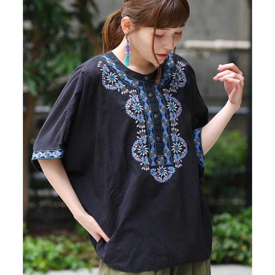 チチカカ ジオメトリックフラワー刺繍プルオーバー / ブラウス チチカカ ジオメトリックフラワー刺繍プルオーバー / ブラウス