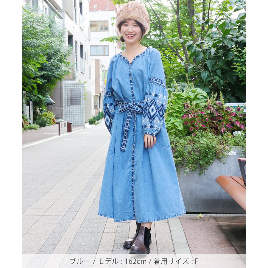 チチカカ（TITICACA） Rico ライトデニムナバホ刺繍ワンピース