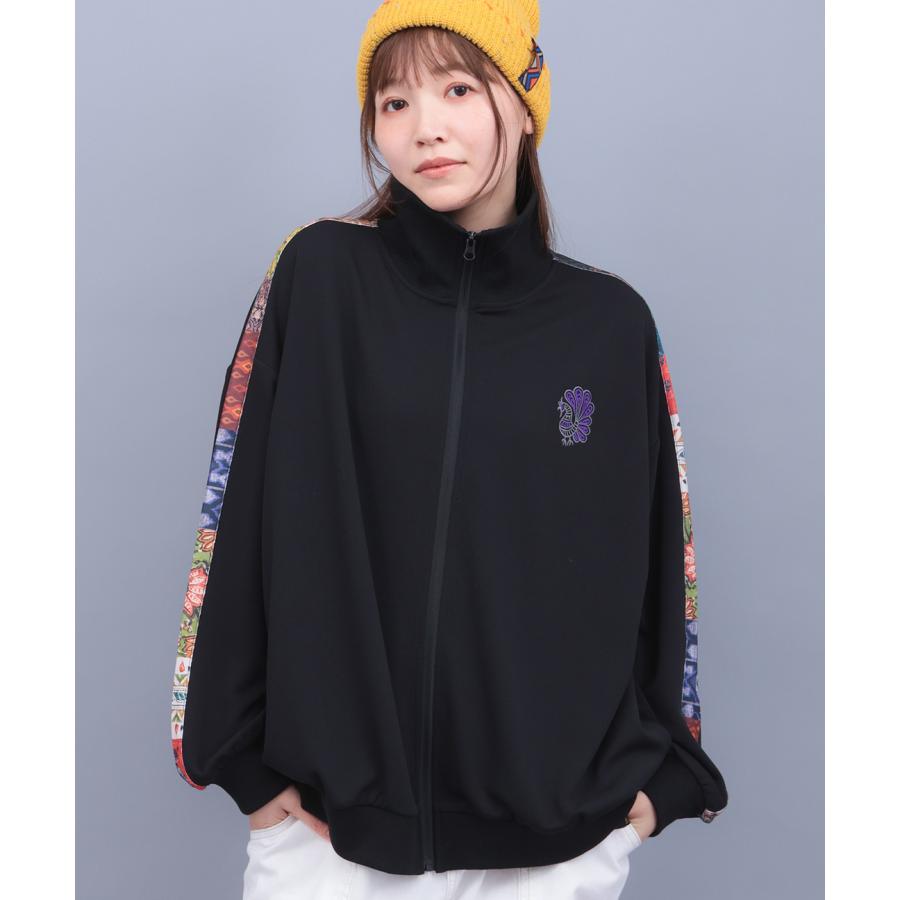 titicaca - チチカカ TITICACA ニット パーカー フリース ジャケット アウター チチカカ（TITICACA） ファブリックプリント&ブラックジャケット