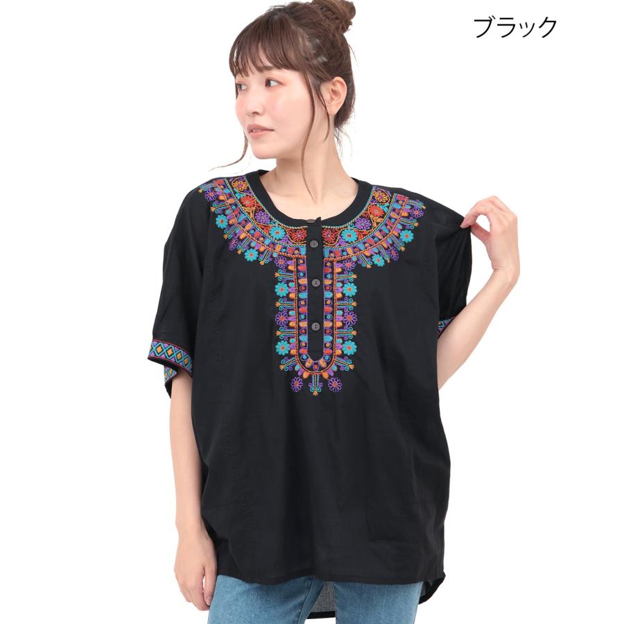 チチカカ（TITICACA） ウィピール刺繍プルオーバー ／ ブラウス