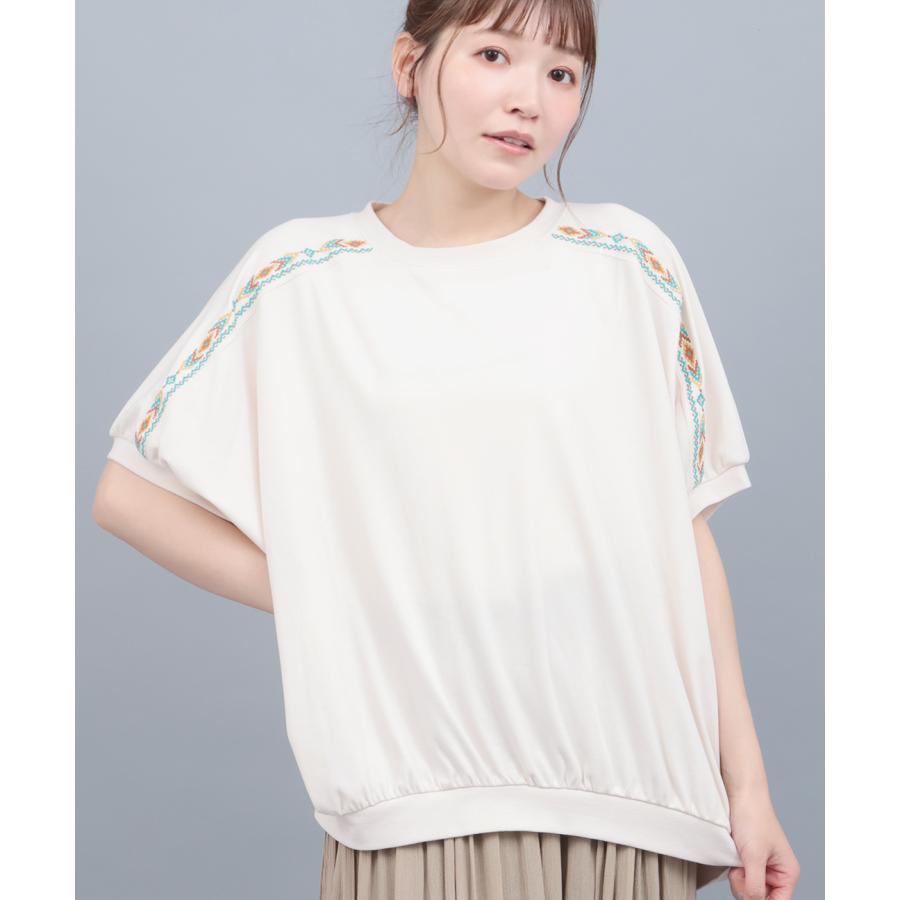 汗染み防止ドルマン刺繍プルオーバー ／ Tシャツ 接触冷感 UVカット 汗じみ防止 ドルマン プルオーバー 半袖 トップス レディース 涼しい ゆったり 体型カバーの画像