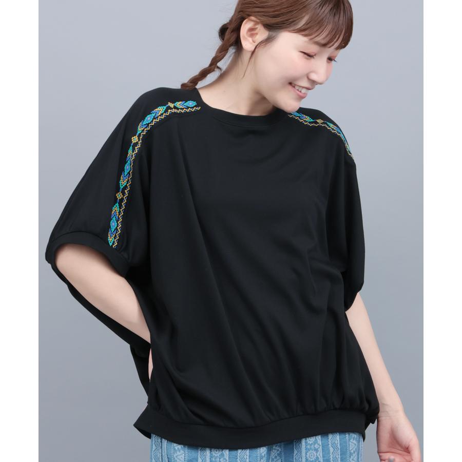 汗染み防止ドルマン刺繍プルオーバー ／ Tシャツ 接触冷感 UVカット 汗じみ防止 ドルマン プルオーバー 半袖 トップス レディース 涼しい ゆったり 体型カバーの画像